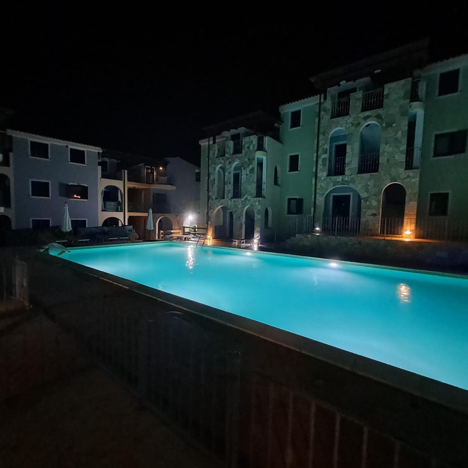 Appartamento Con Piscina Валледорія Екстер'єр фото